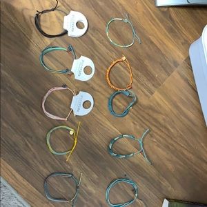 10 Pura Vida Bracelets!!